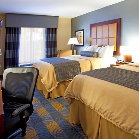 Holiday Inn Hotel & Suites Stockbridge-Atlanta I-75 By Ihg Extérieur photo